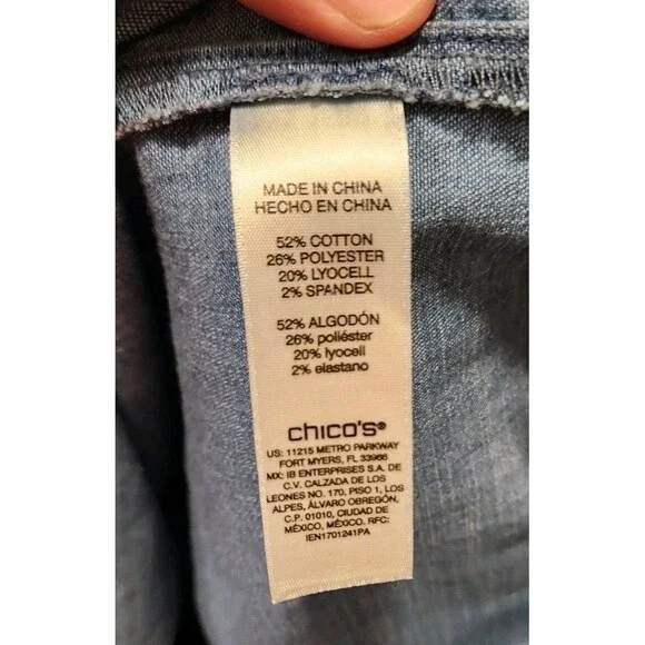 Chicos Denim Tunic Short Sleeve Size 1 Medium Blue Collared - Picture 6 of 8